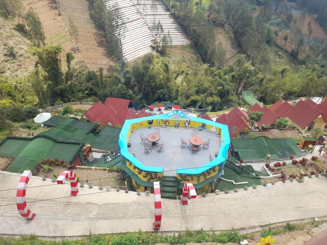 Hotel Nature Bromo And Resort Pasuruan Exterior foto